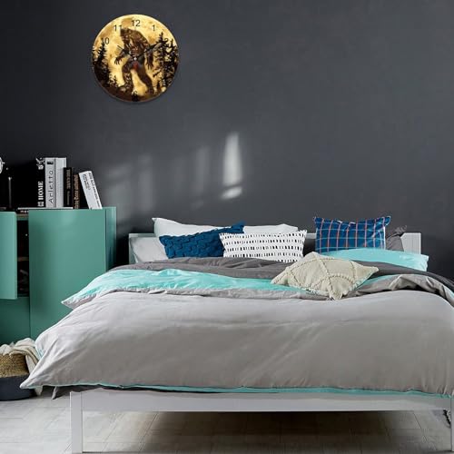 Golden Moon Wall Clock Silent Non-Ticking Round Wooden Clock Battery Operated 40*40cm E74659