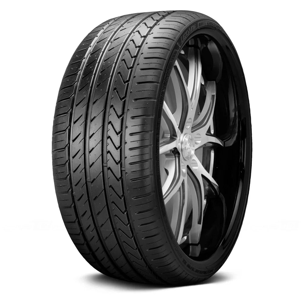 All-Season P225/45ZR-19 96 W Tire V692013