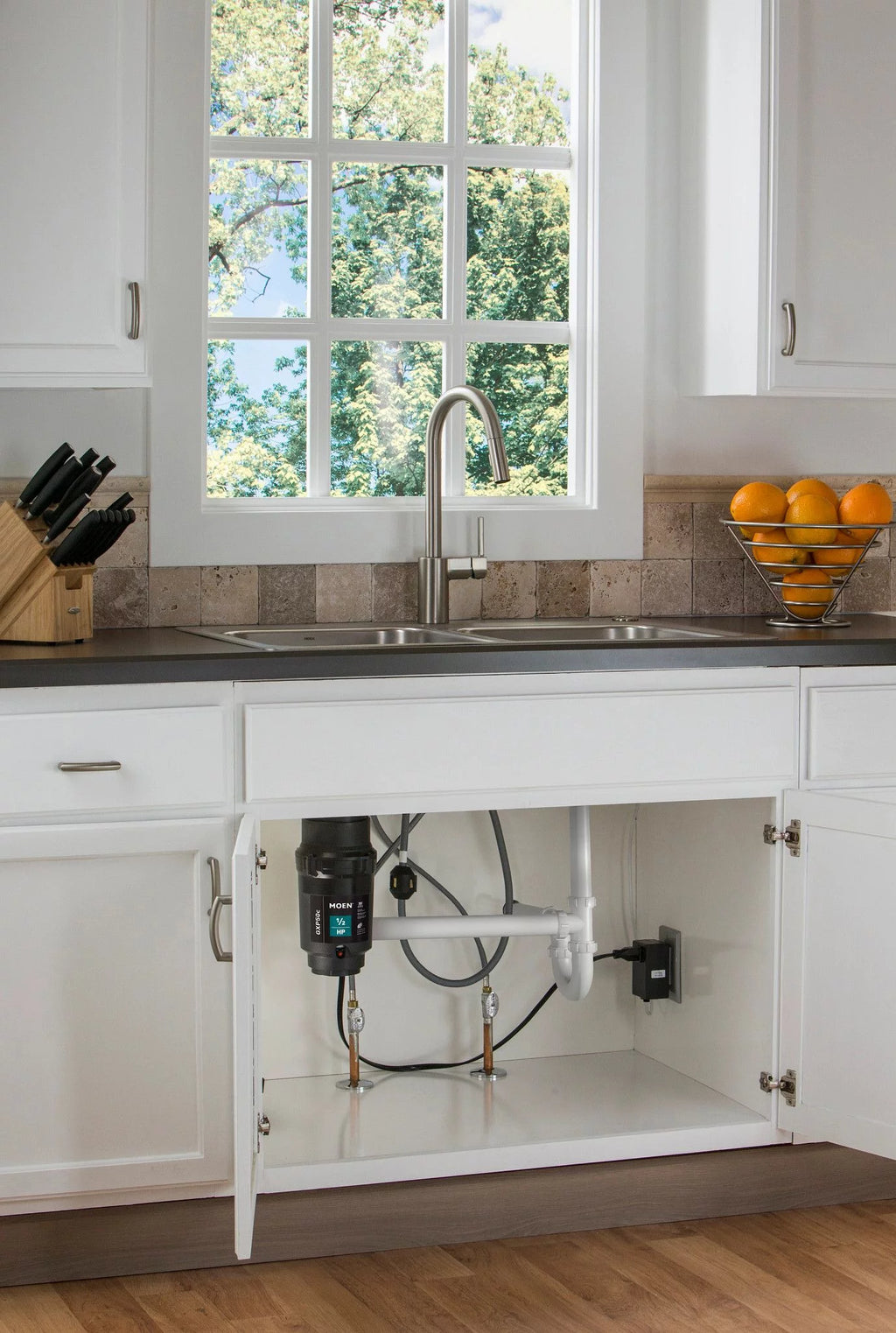 1/2 HP Continuous Feed Garbage Disposal W689835
