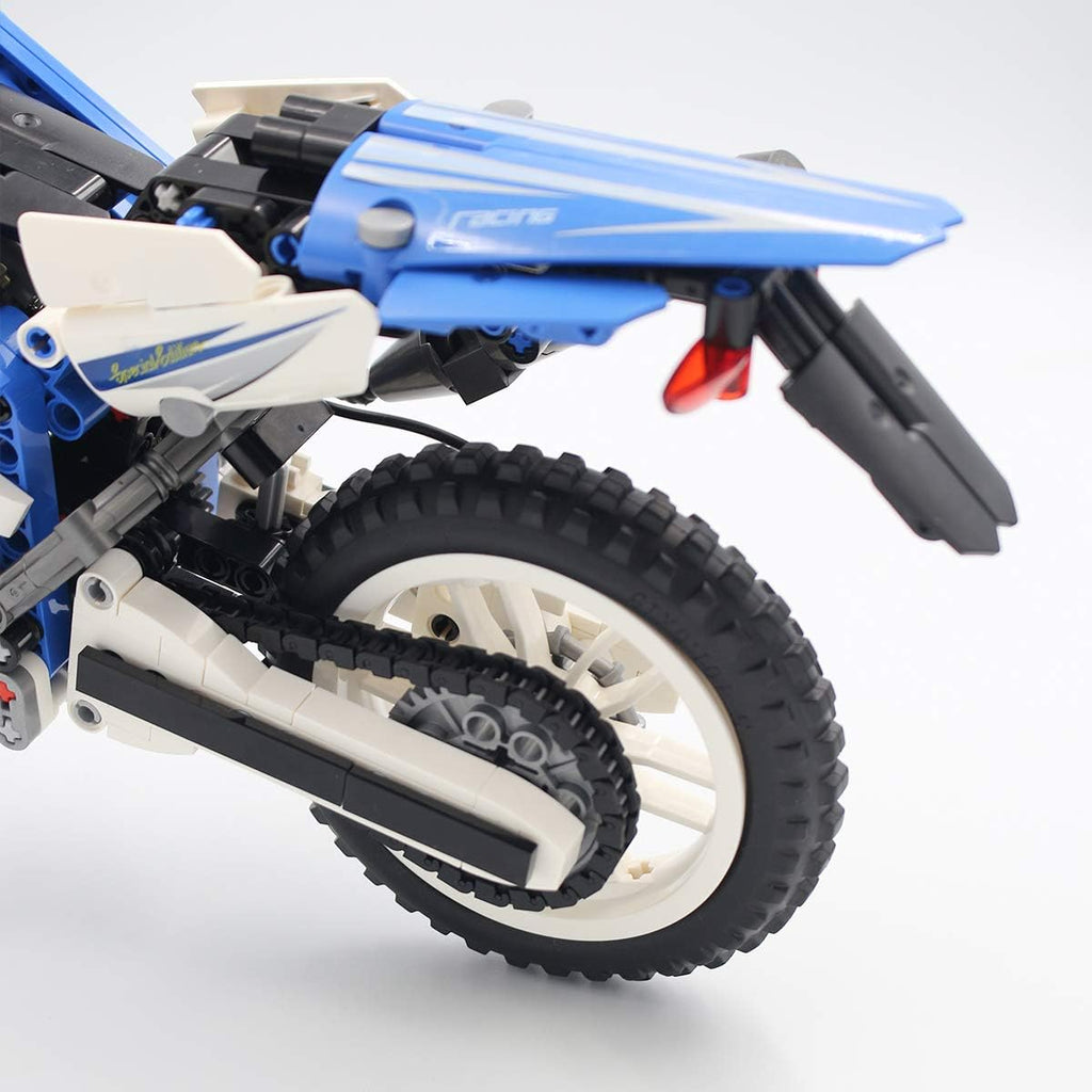 Blue Motorcycle Building Blocks 799 PCS K40129