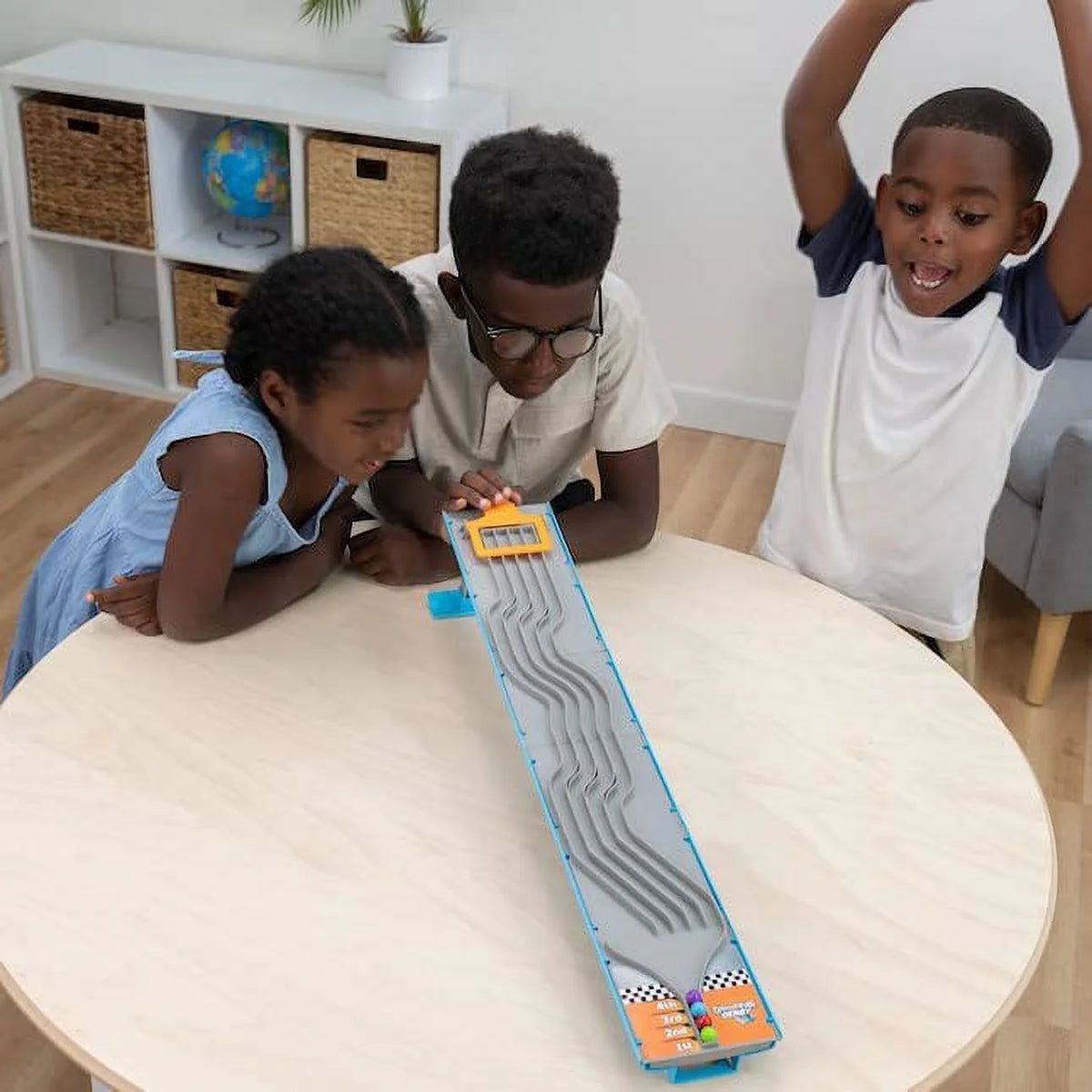 Modular Marble-Racing Game L642