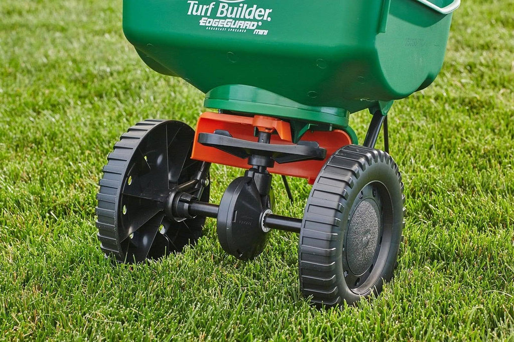 Mini Broadcast Spreader J288