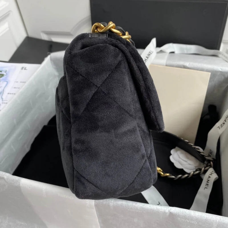 Small Velvet Flap Bag K472514