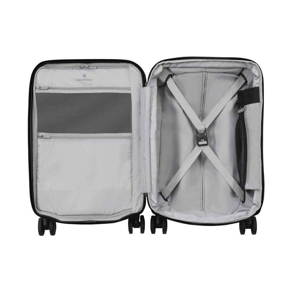 Frequent Flyer Hardside Carry on R73151