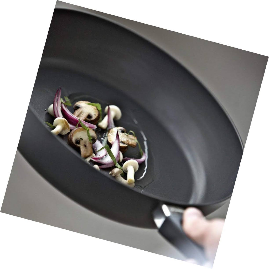 Covered Saute Pan O2446